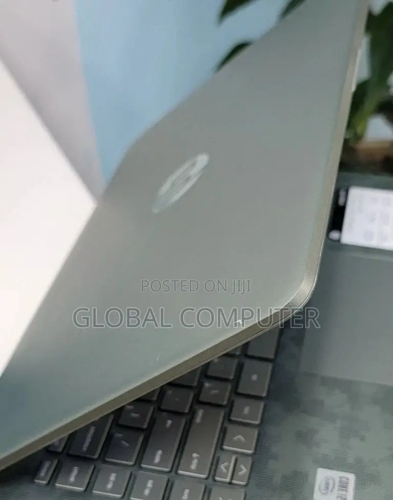 New Laptop HP Stream Notebook 8GB Intel Core I5 SSD 256GB