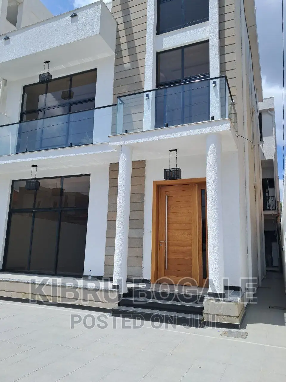 9bdrm House in Ayat, Bole for sale