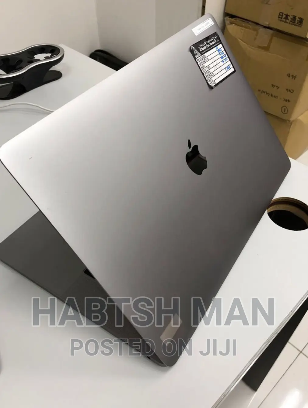 New Laptop Apple MacBook Pro 2019 16GB Intel Core I9 SSD 512GB