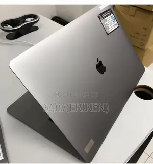 New Laptop Apple MacBook Pro 2019 16GB Intel Core I9 SSD 512GB