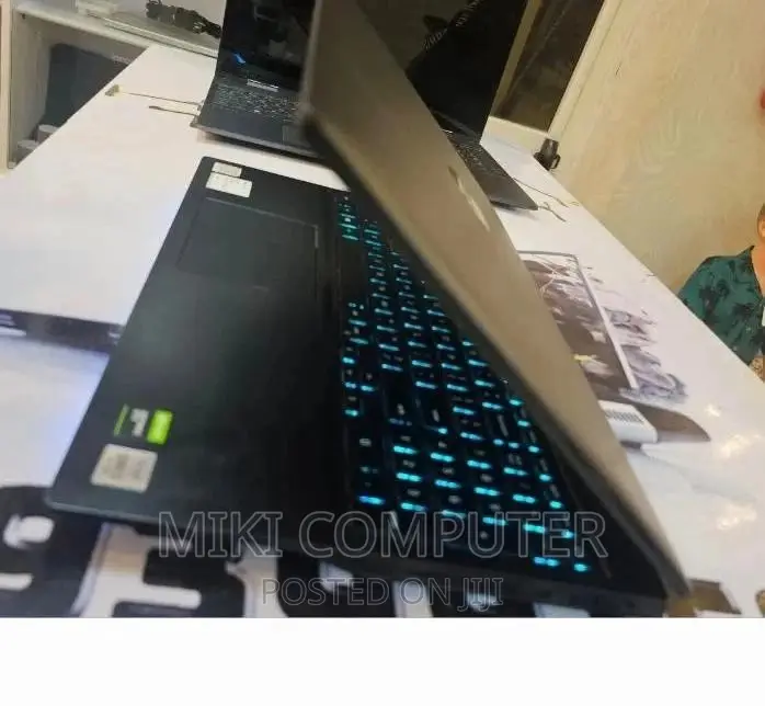 New Laptop Dell G15 5511 16GB Intel Core i7 SSD 512GB