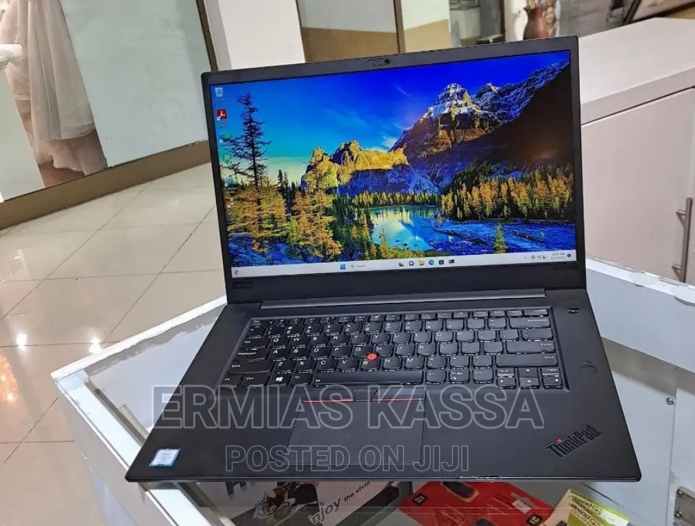 New Laptop Lenovo ThinkPad X1 Carbon 16GB Intel Core I7 SSD 512GB