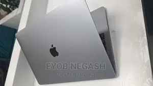 New Laptop Apple MacBook Pro 2020 8GB Intel Core I5 SSD 256GB