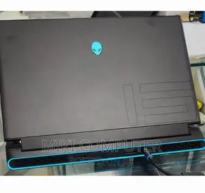 New Laptop Alienware M17x R2 32GB Intel Core I9 SSD 1T