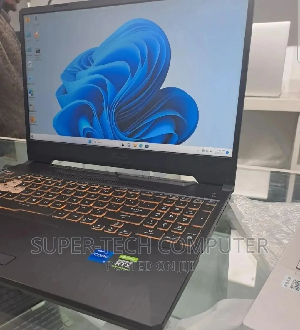 New Laptop Asus TUF Dash F15 16GB Intel Core I5 SSD 512GB