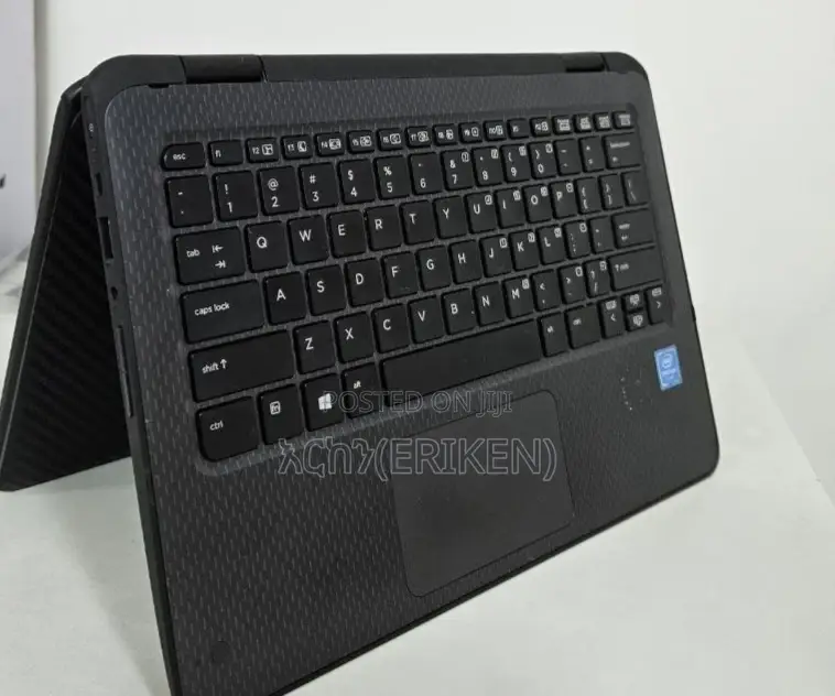 New Laptop HP x360 310 G2 4GB Intel Core 2 Quad SSD 256GB