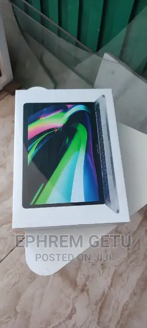 Photo - New Laptop Apple MacBook Pro 2023 M2 8GB Apple M2 SSD 256GB