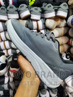 Photo - Orginal Skechers