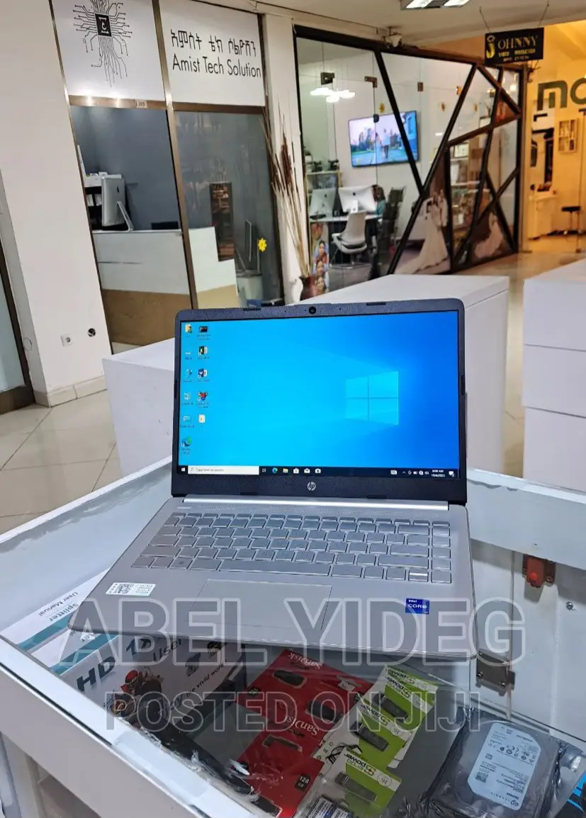 New Laptop HP Stream Notebook 16GB Intel Core I7 SSD 512GB