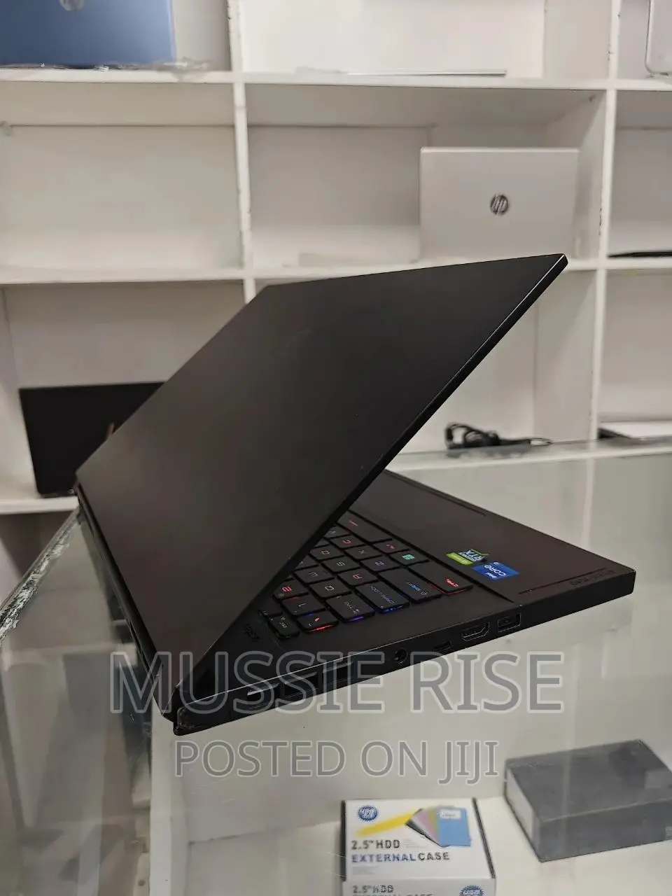 Laptop MSI GS66 Stealth 10SGS 16GB Intel Core I7 SSD 1T