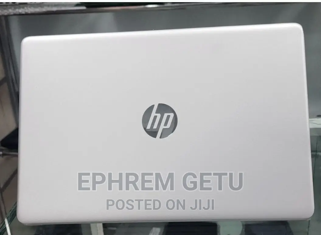 New Laptop HP Envy 15 8GB Intel Core I7 SSD 1T