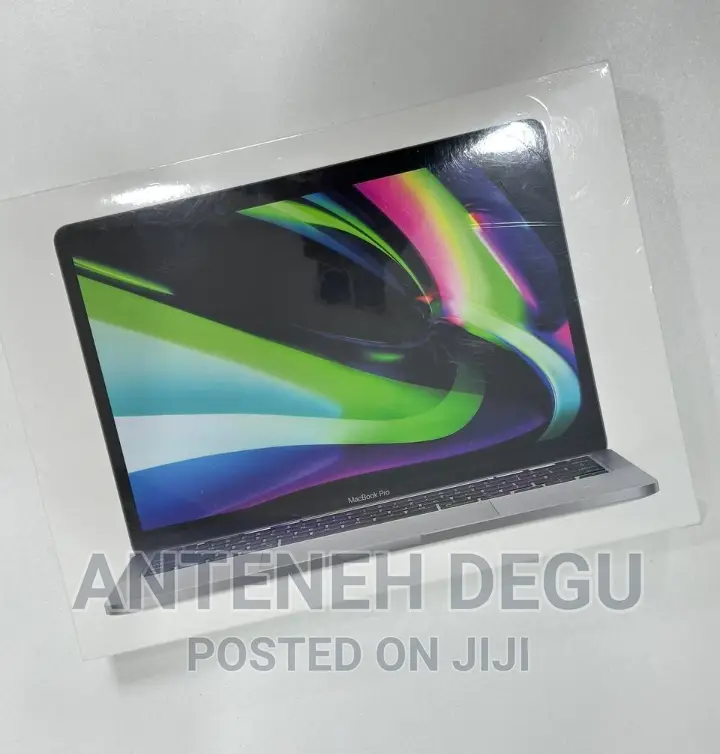 New Laptop Apple MacBook Pro 2022 M2 8GB Apple M2 SSD 256GB