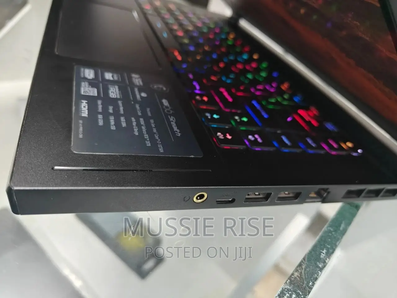 Laptop MSI GS66 Stealth 10UH 16GB Intel Core I7 SSD 1T