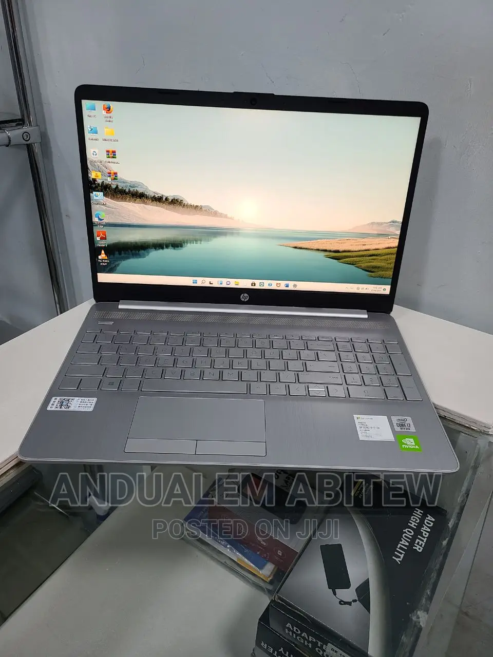 New Laptop HP Stream Notebook 8GB Intel Core I7 SSHD+SSD 1T