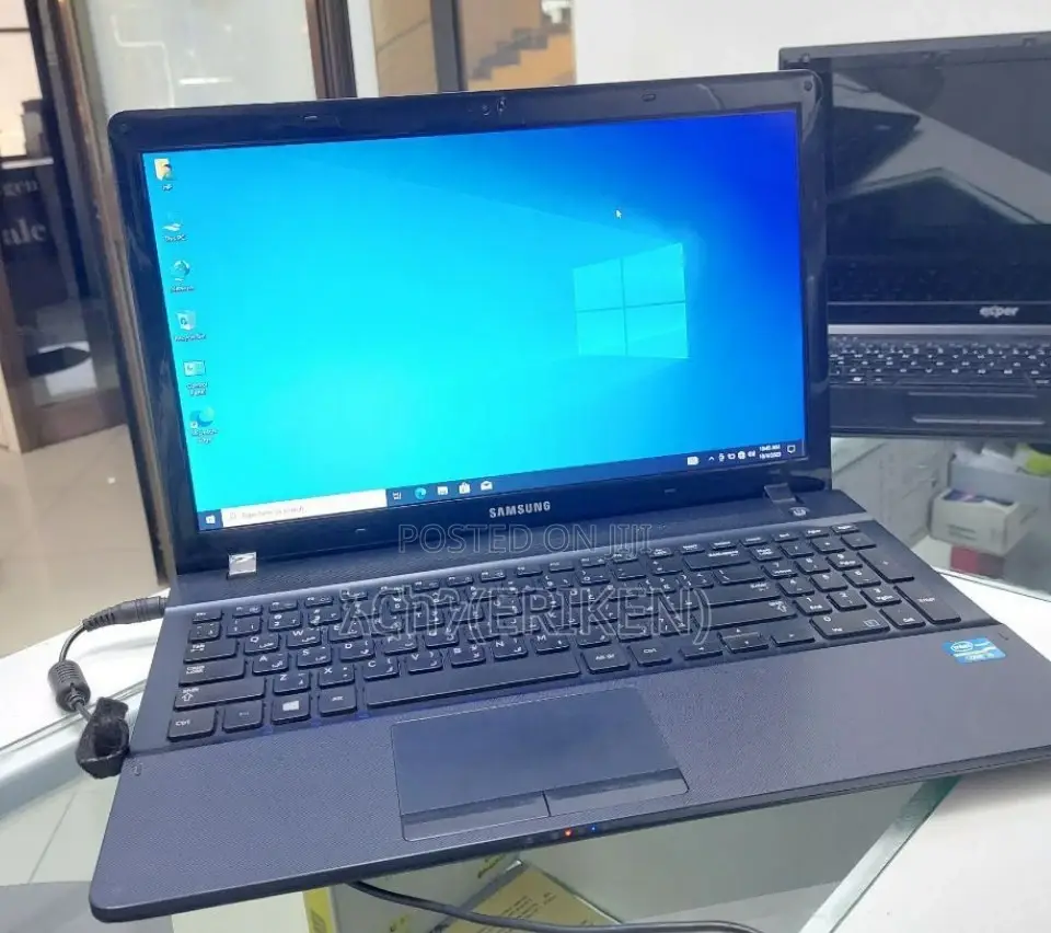 New Laptop Samsung Galaxy Book 2 4GB Intel Core I5 SSD 500GB