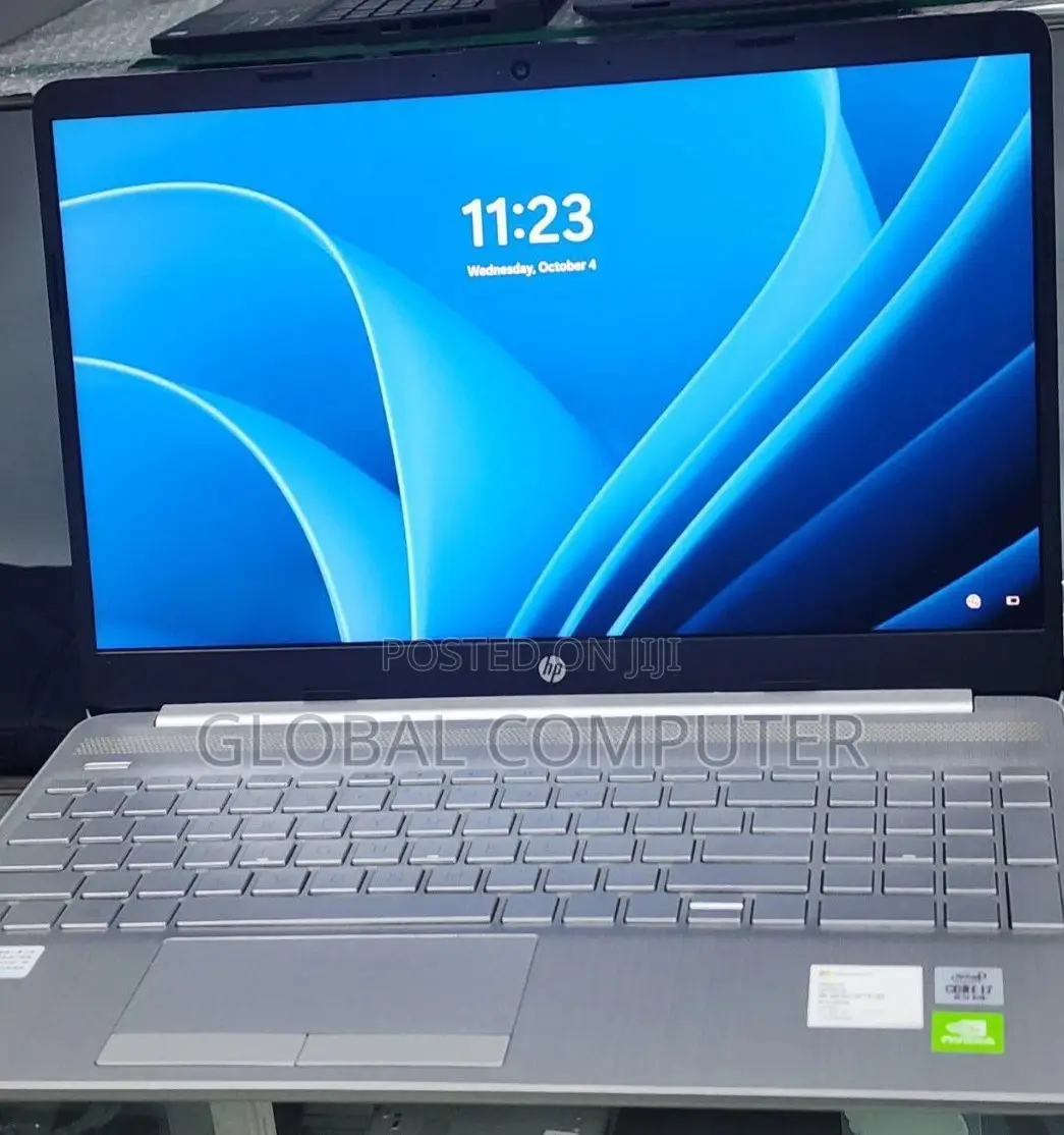 New Laptop HP Stream Notebook 8GB Intel Core I7 HDD 1T