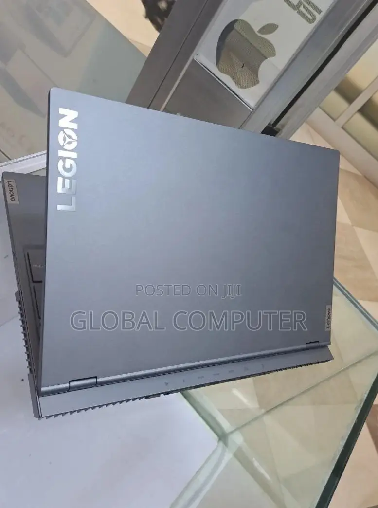 New Laptop HP Pavilion 13 16GB AMD Ryzen 5 SSD 512GB