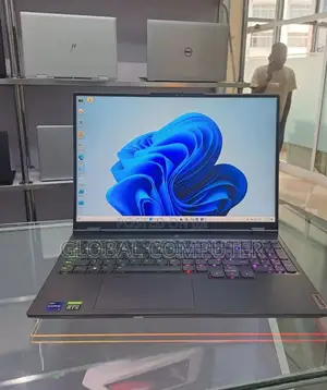 New Laptop HP Pavilion 13 16GB AMD Ryzen 5 SSD 512GB