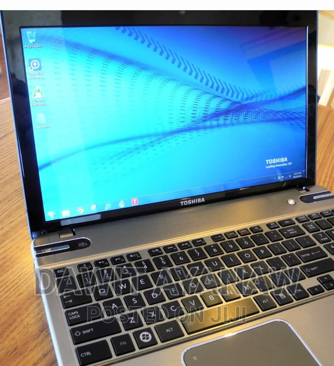 New Laptop Toshiba 4GB Intel Core I5 HDD 320GB