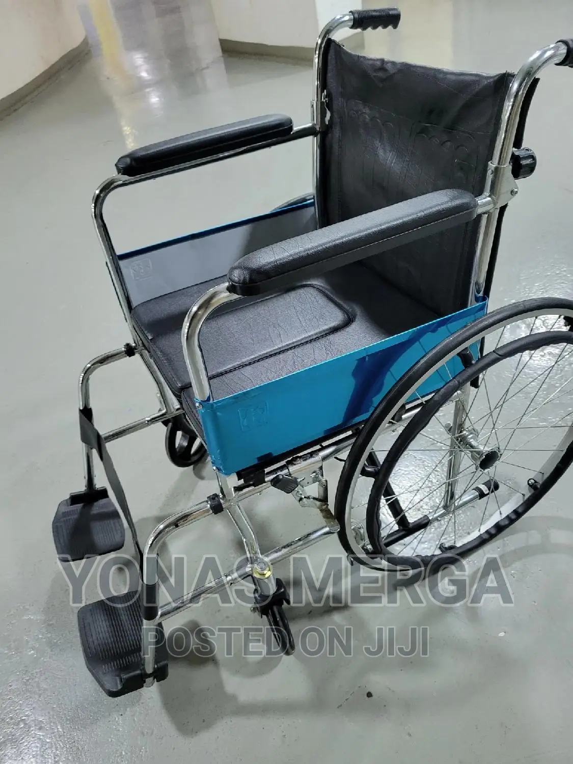 Wheelchair Convenient to Fold,Easy to Store,Humanized Design