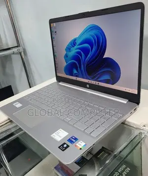 New Laptop HP Stream Notebook 16GB Intel Core I7 SSD 512GB