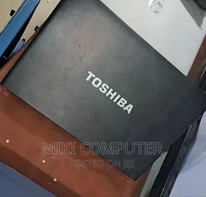 New Laptop Toshiba Tecra A10 4GB Intel Core I5 HDD 500GB
