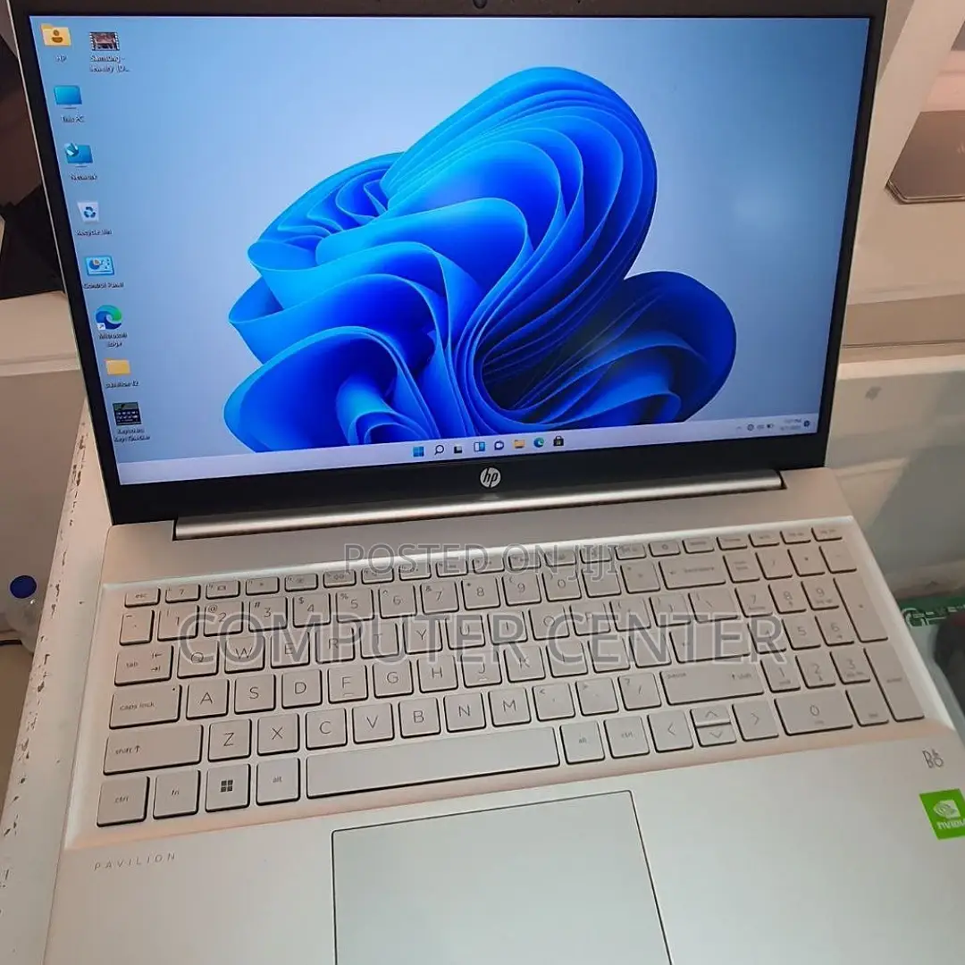 New Laptop HP Envy 14 16GB Intel Core I5 SSD 512GB