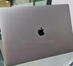 Photo - New Laptop Apple MacBook Pro 2019 16GB Intel Core I9 SSD 512GB