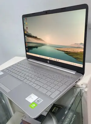 New Laptop HP Stream Notebook 8GB Intel Core I7 HDD 1T