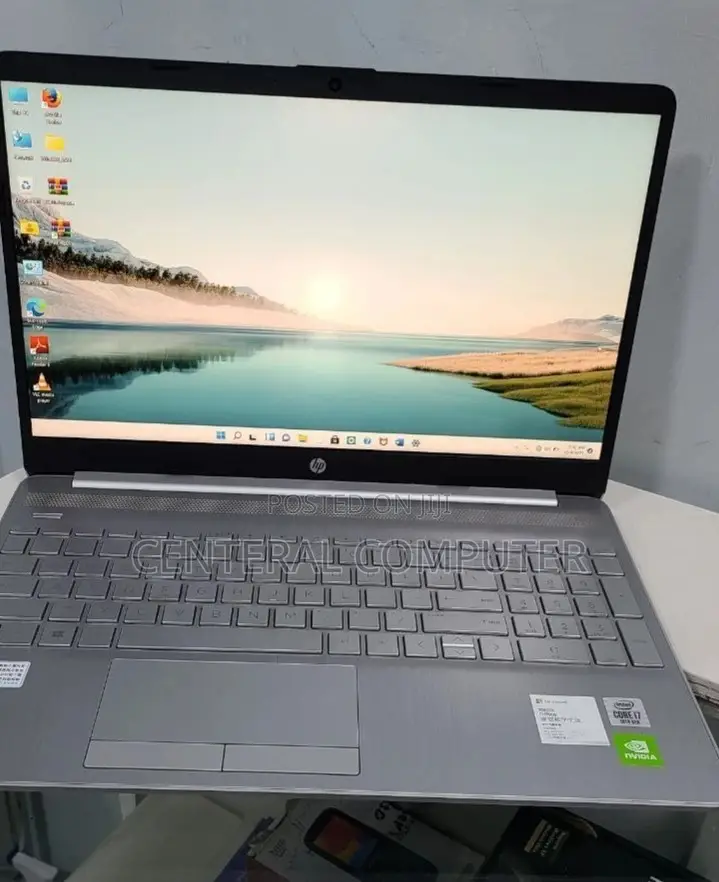 New Laptop HP Stream Notebook 8GB Intel Core I7 HDD 1T