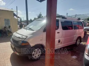 Honda CR-V 2010 Gray