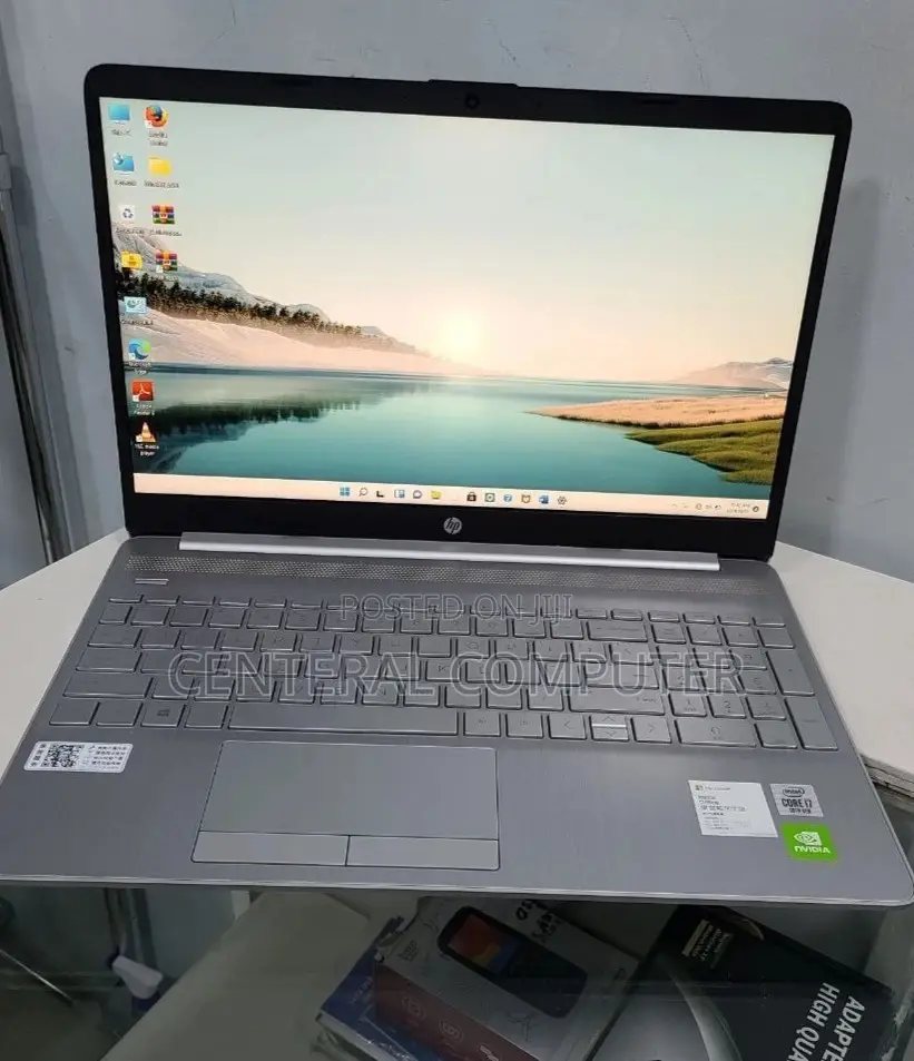 New Laptop HP Stream Notebook 8GB Intel Core I7 HDD 1T