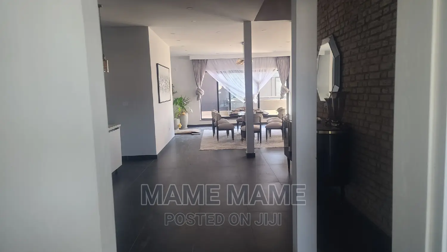 Furnished 3bdrm Penthouse in Addis Abeba, Bole for sale