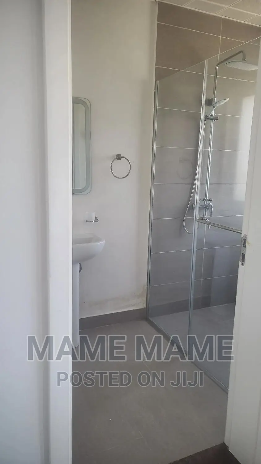 Furnished 3bdrm Penthouse in Addis Abeba, Bole for sale