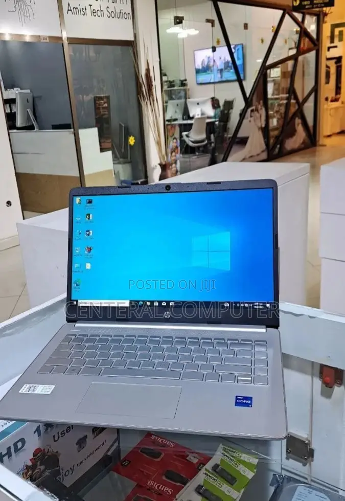 New Laptop HP Stream Notebook 16GB Intel Core I7 SSD 512GB