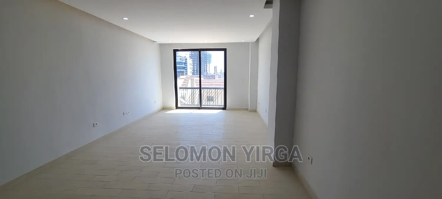 2bdrm Apartment in አድስ አበባ, Bole for rent