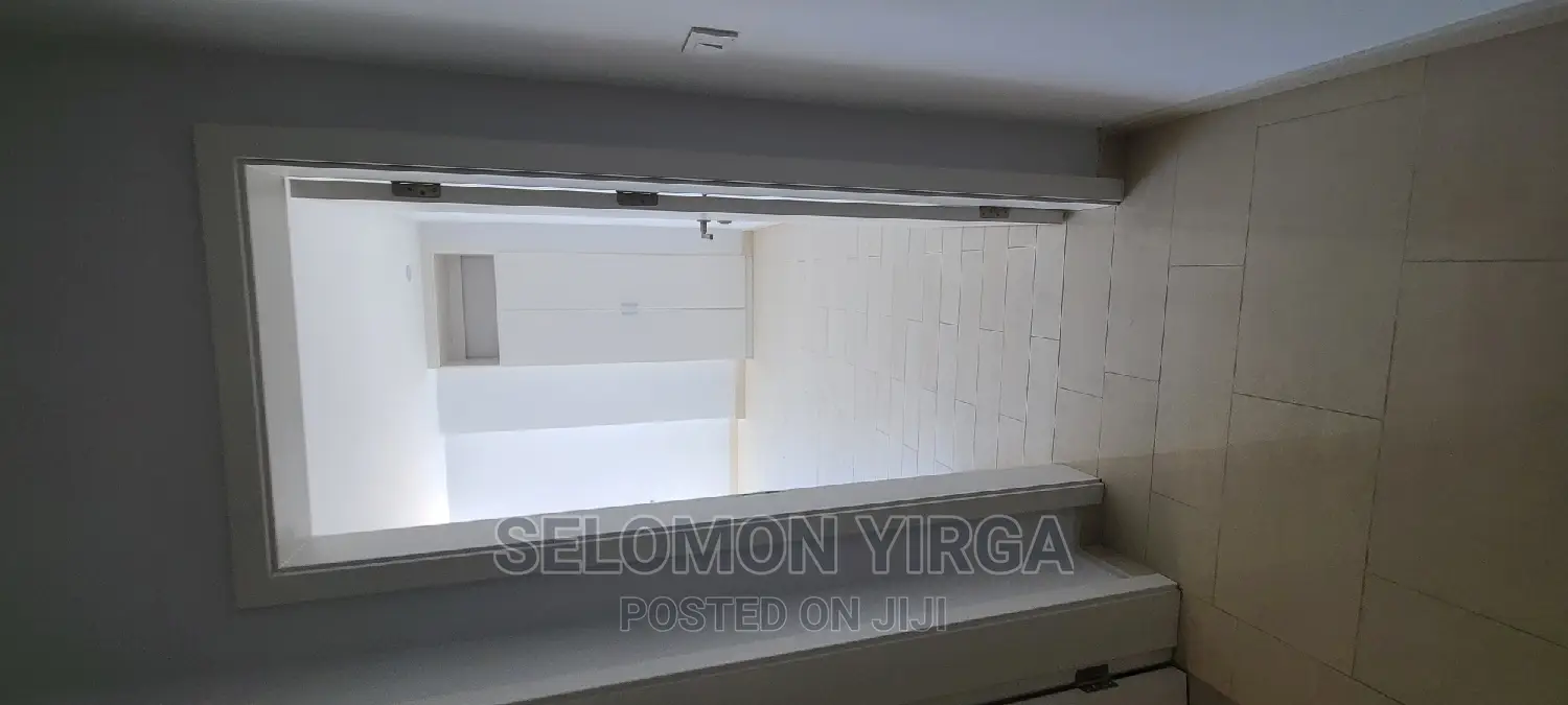 2bdrm Apartment in አድስ አበባ, Bole for rent