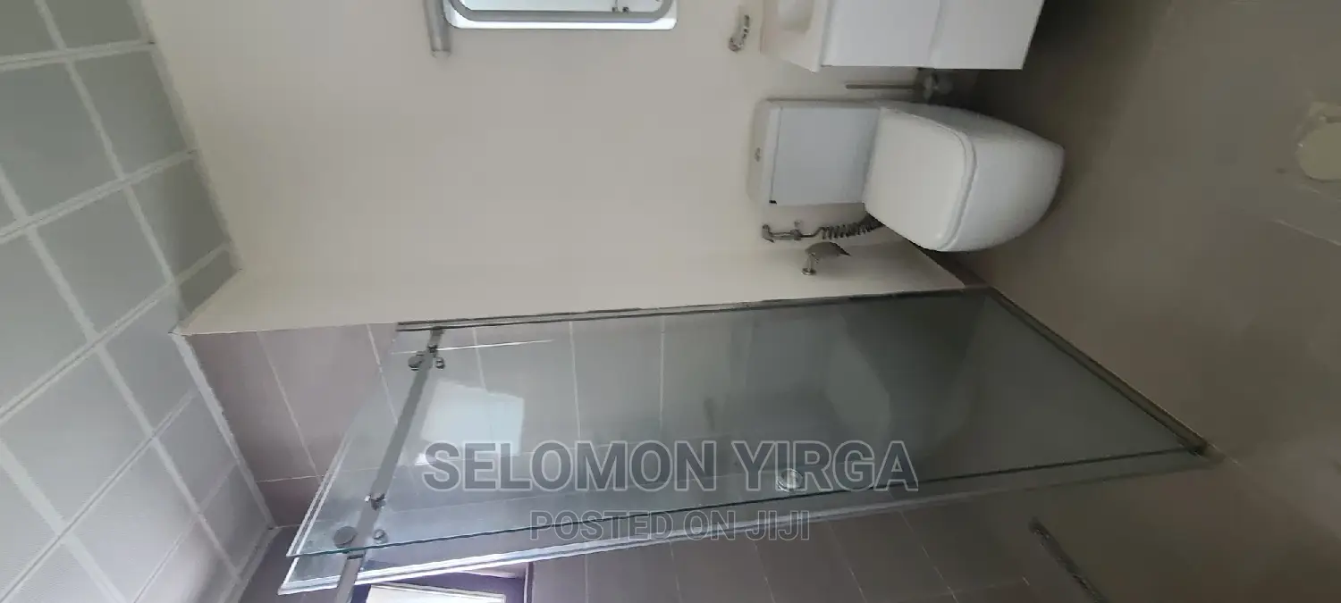 2bdrm Apartment in አድስ አበባ, Bole for rent