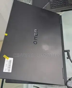 New Laptop HP Omen 16 16GB Intel Core I7 SSD 32GB
