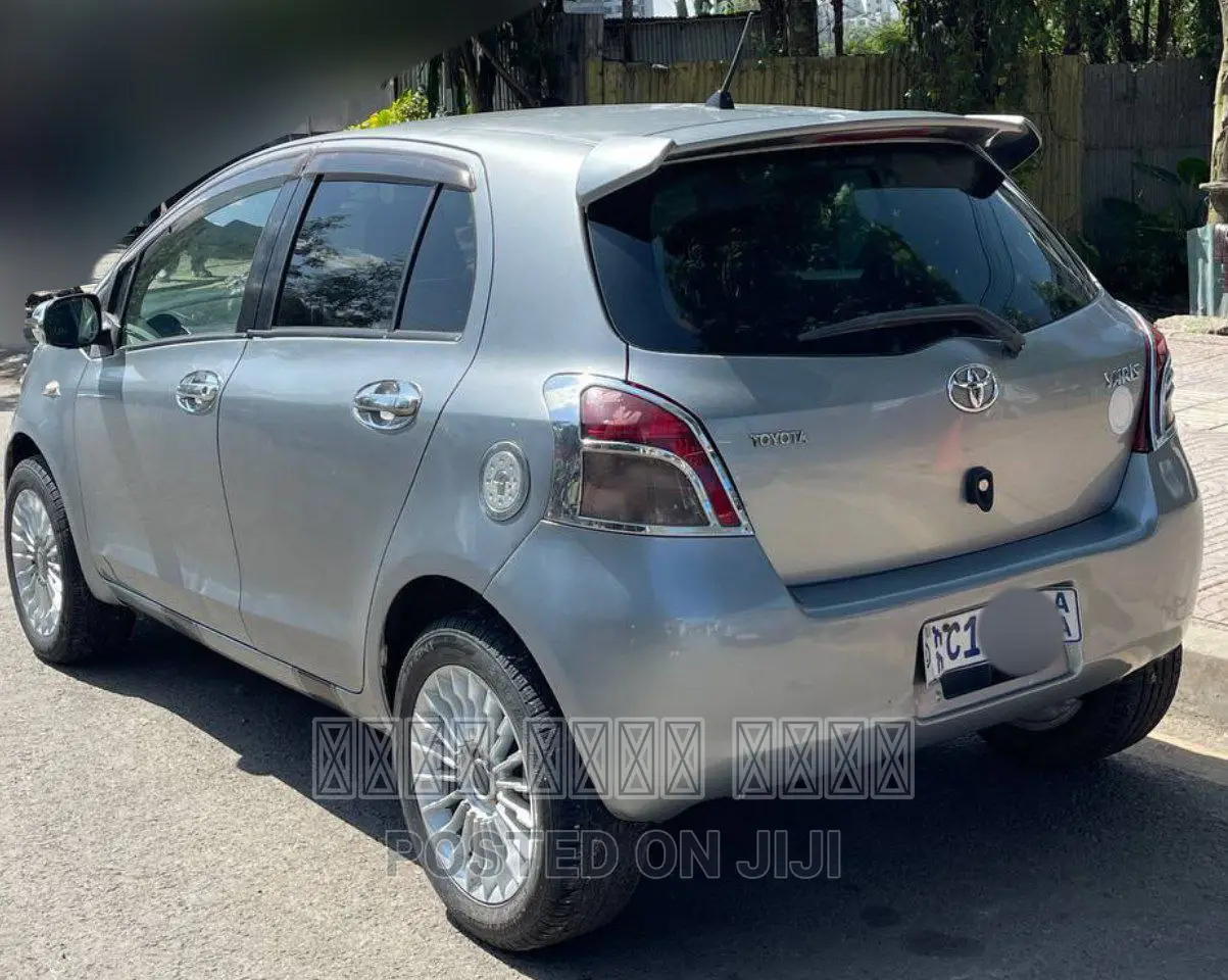 Toyota Yaris 2007 Silver