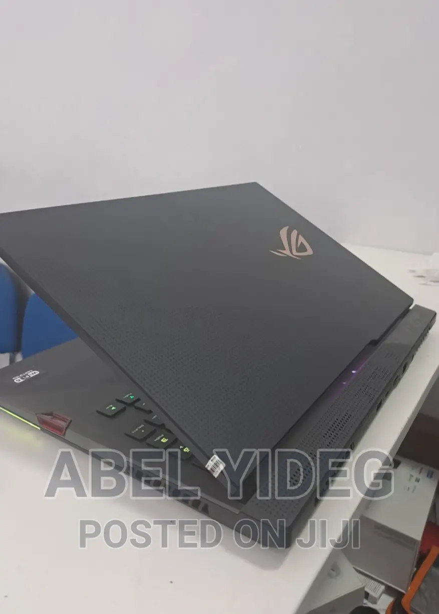 New Laptop Asus 32GB AMD Ryzen 9 SSD 1T