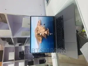 New Laptop Apple MacBook Pro 2019 16GB Intel Core I7 SSD 512GB