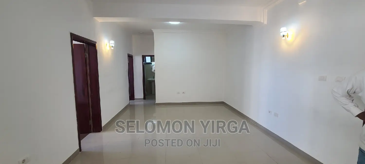 3bdrm Apartment in አድስ አበባ, Bole for rent
