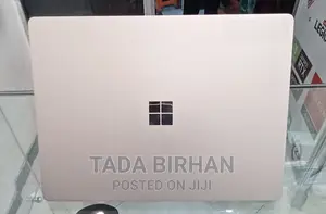 Photo - New Laptop Microsoft Surface Pro 6 8GB Intel Core I5 SSD 256GB