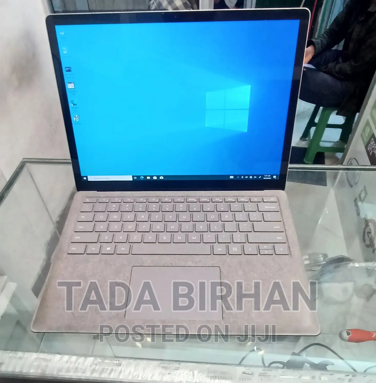 New Laptop Microsoft Surface Pro 6 8GB Intel Core I5 SSD 256GB