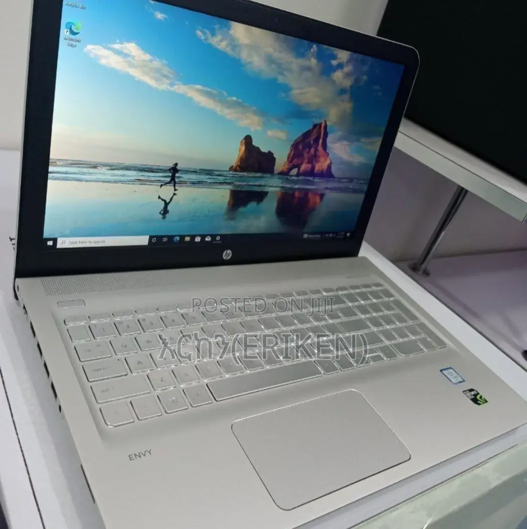New Laptop HP Envy 15 8GB Intel Core I5 HDD+SSD 256GB