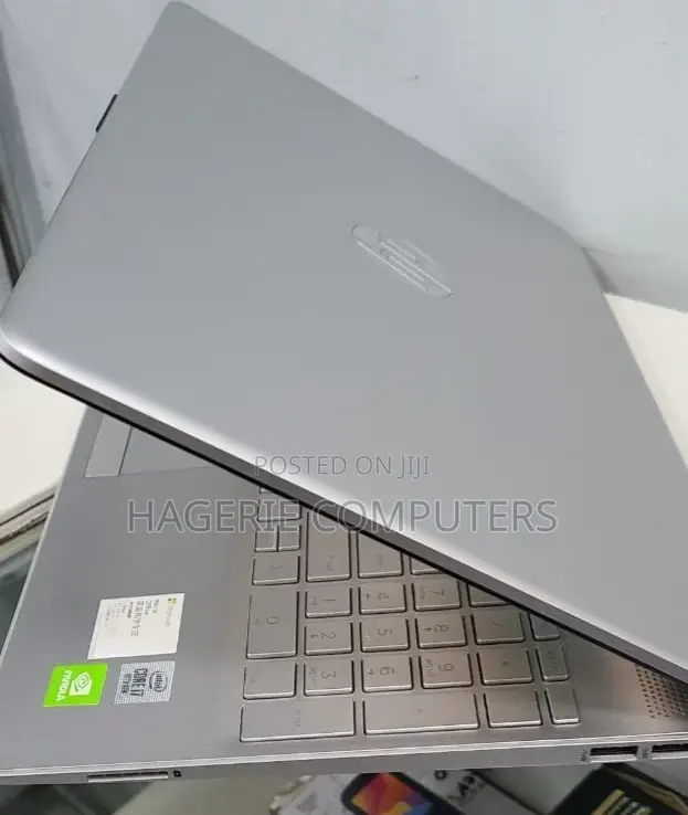 New Laptop HP Stream Notebook 8GB Intel Core I7 HDD 1T
