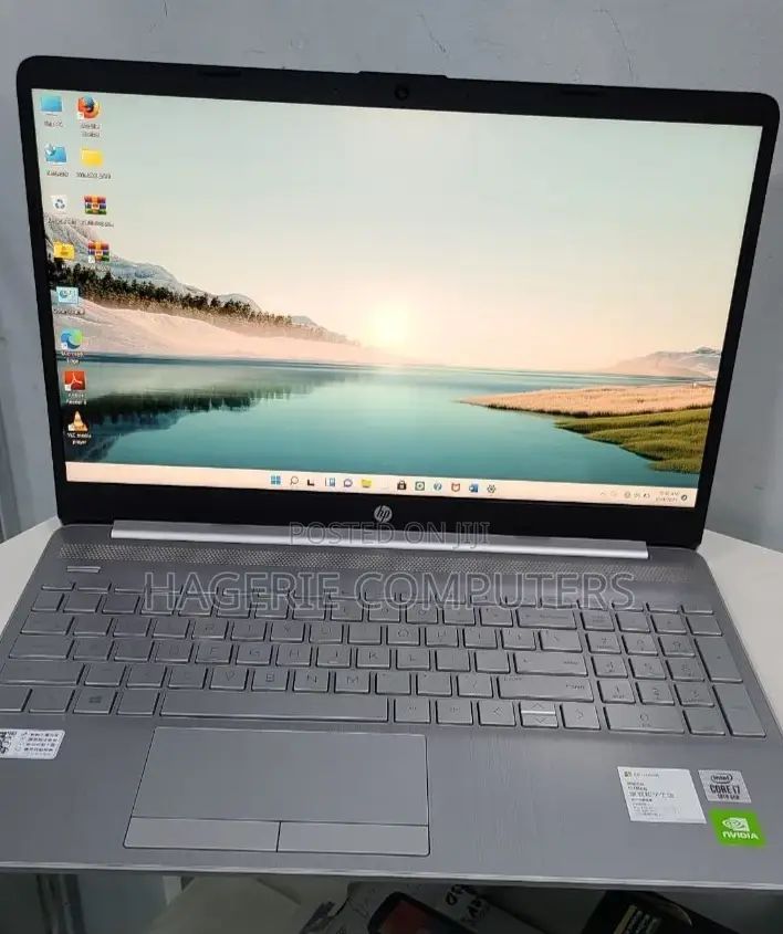 New Laptop HP Stream Notebook 8GB Intel Core I7 HDD 1T