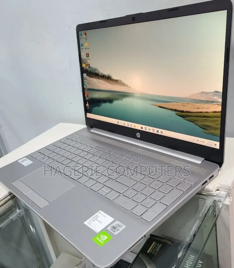 New Laptop HP Stream Notebook 8GB Intel Core I7 HDD 1T