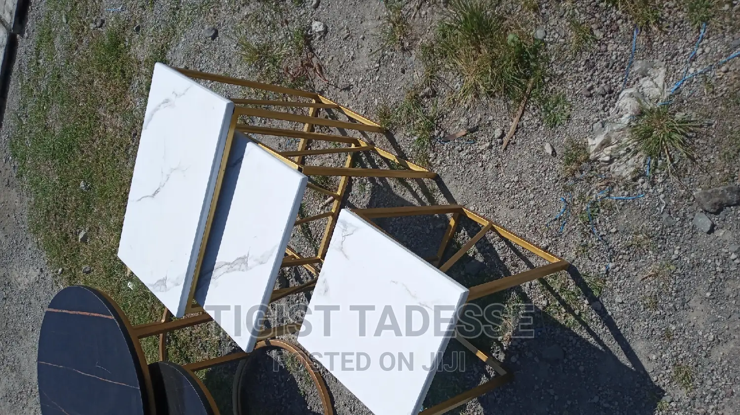 Coffee Table With 3 Set